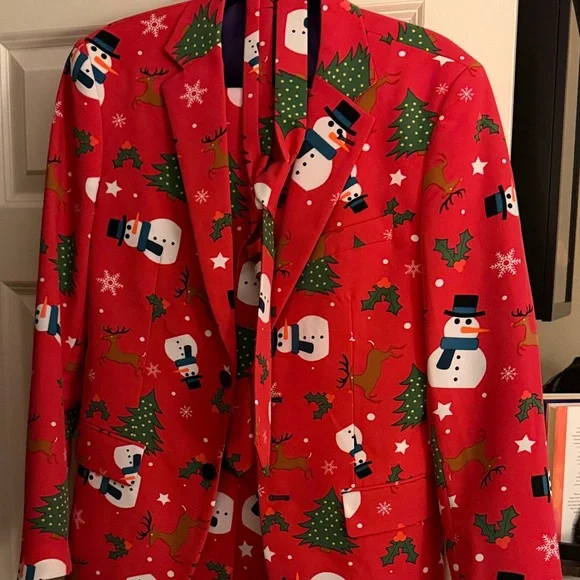 OppoSuits Red Christmas Suit with Snowman and Tree Design - Picture 7 of 10